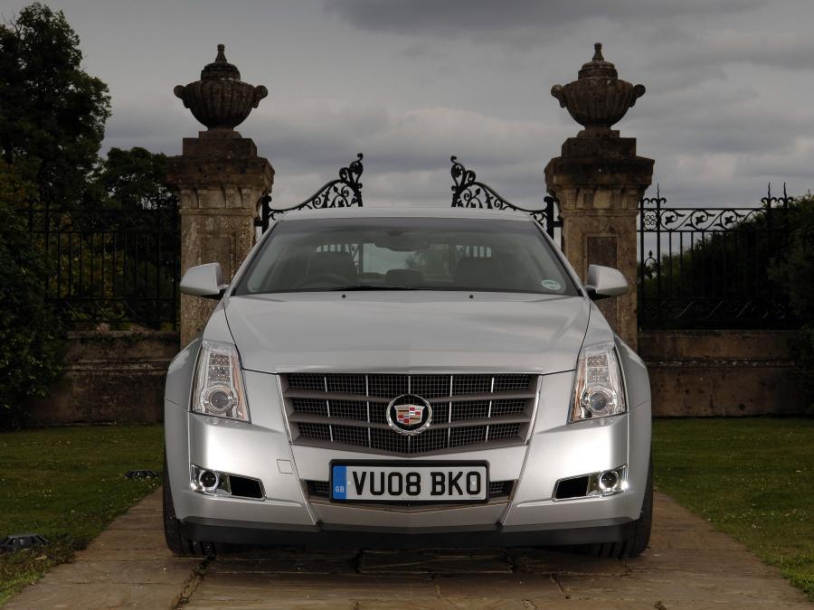  Cadillac CTS 2008 года  (UK) (фото 9 из 21)